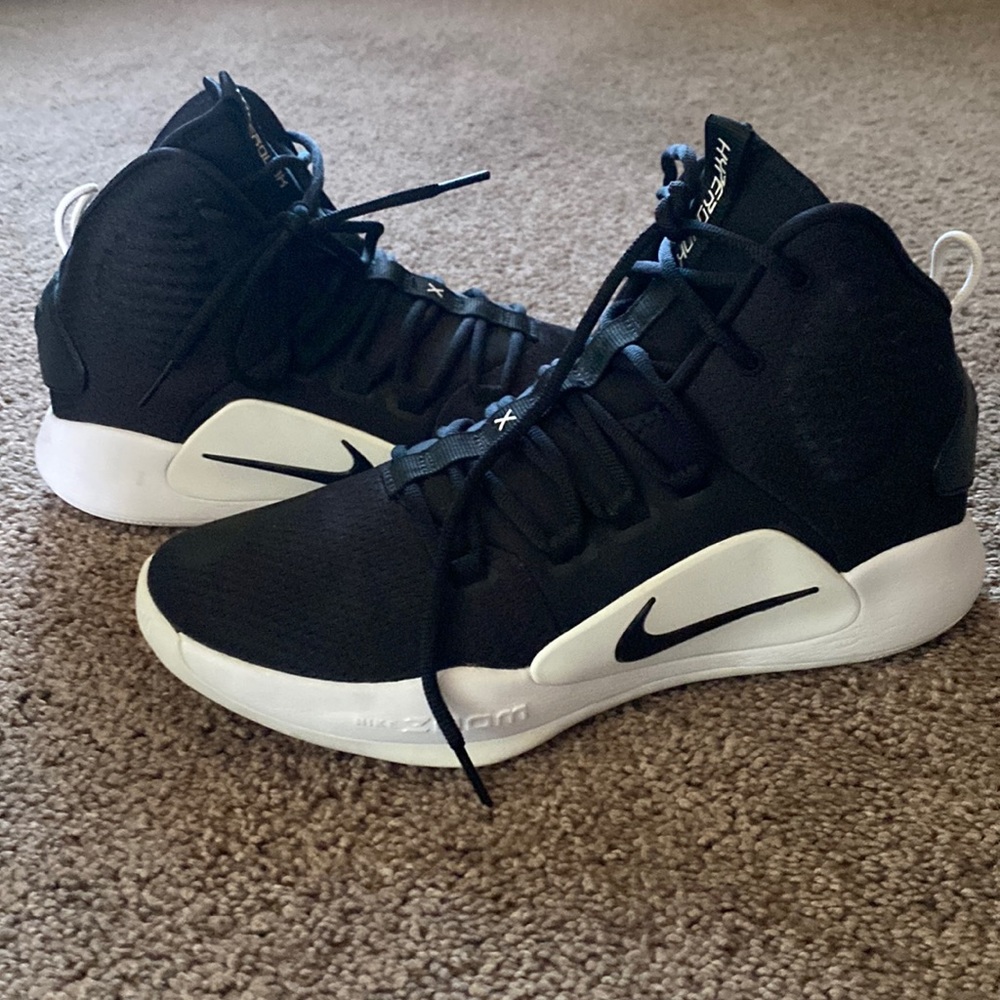 Nike Hyperdunk